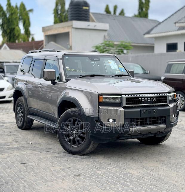 Toyota Land Cruiser Prado 2.8 2025 Gray
