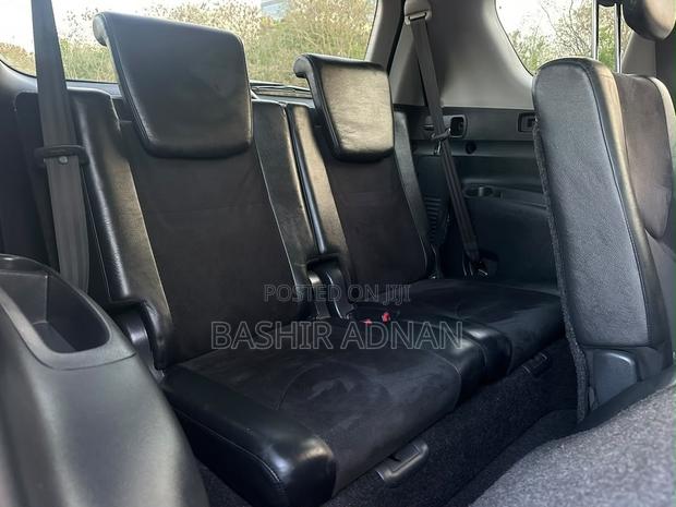 Toyota Vanguard 2011 Black