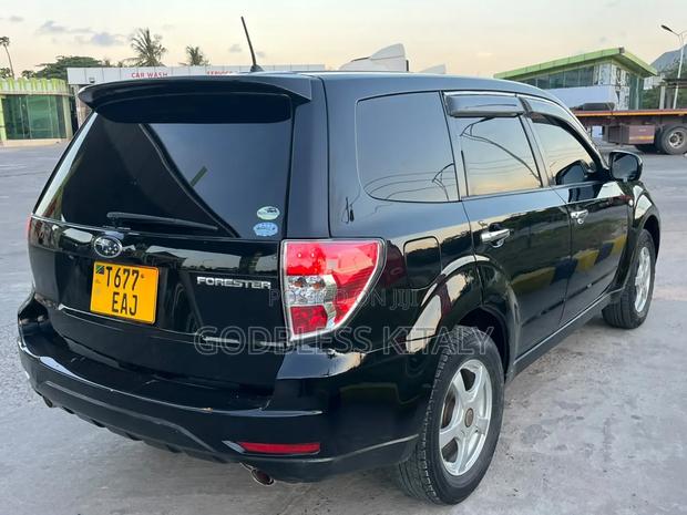 Subaru Forester 2.5X 2010 Black