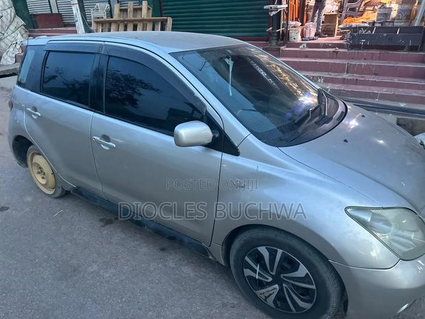 Toyota IST 2006 Silver