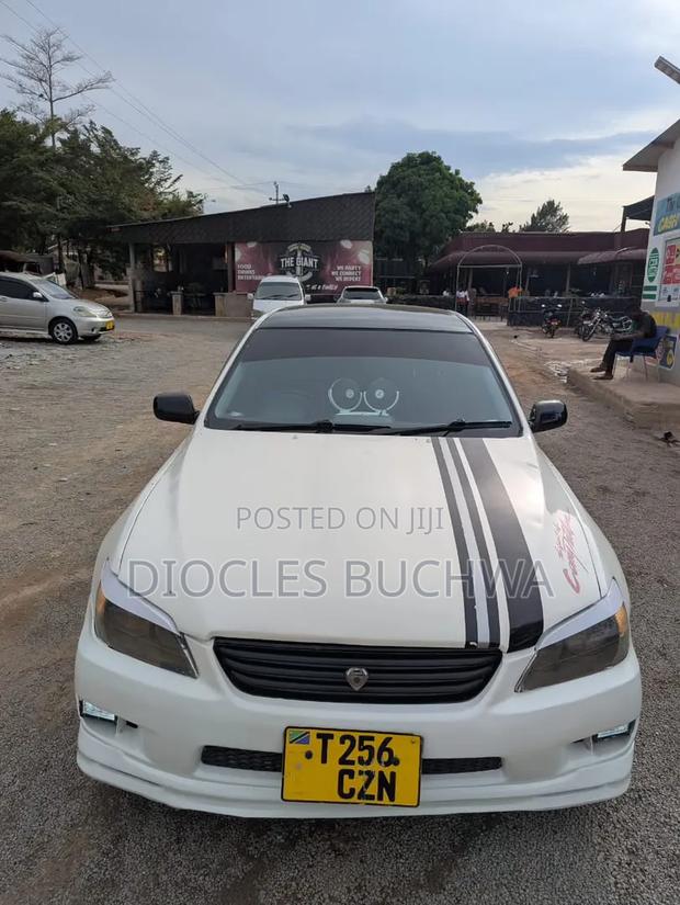Toyota Altezza 2004 White