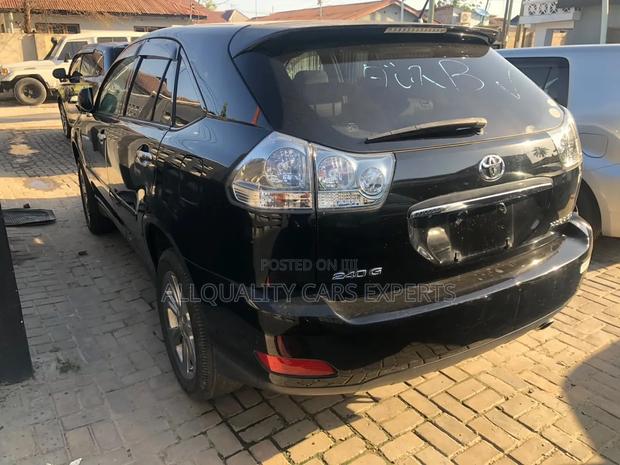 Toyota Harrier 2008