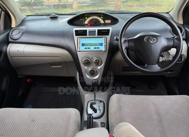 Toyota Belta 2007 Black