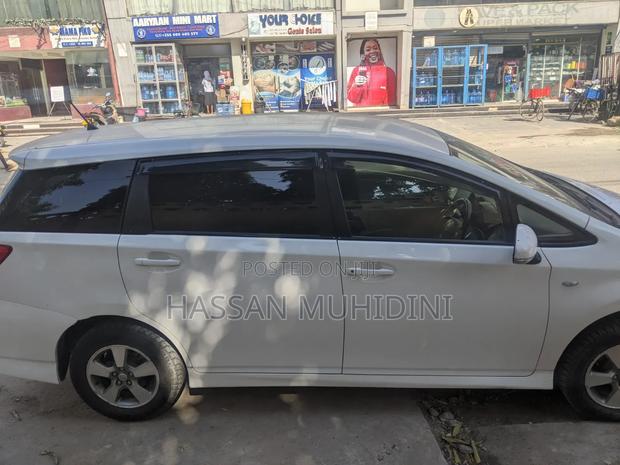Toyota Wish 2006 White