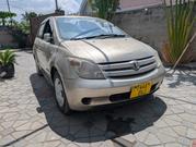 Toyota IST 2005 Gold for sale