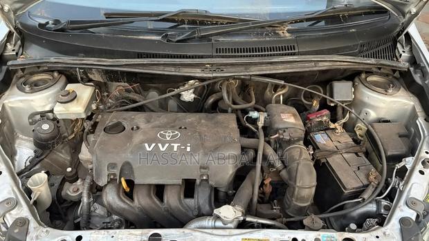 Toyota IST 2007 Silver