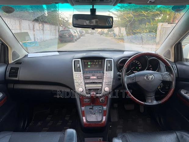 Toyota Harrier 2007 White