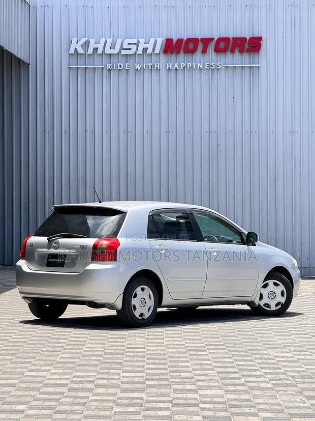 Toyota Corolla RunX 2001 Silver
