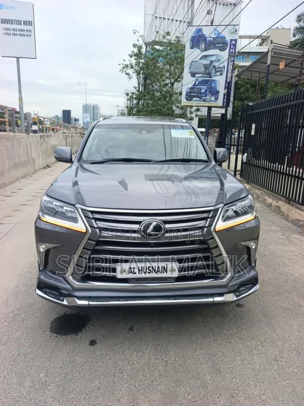 Lexus LX 570 AWD 2018 Gray