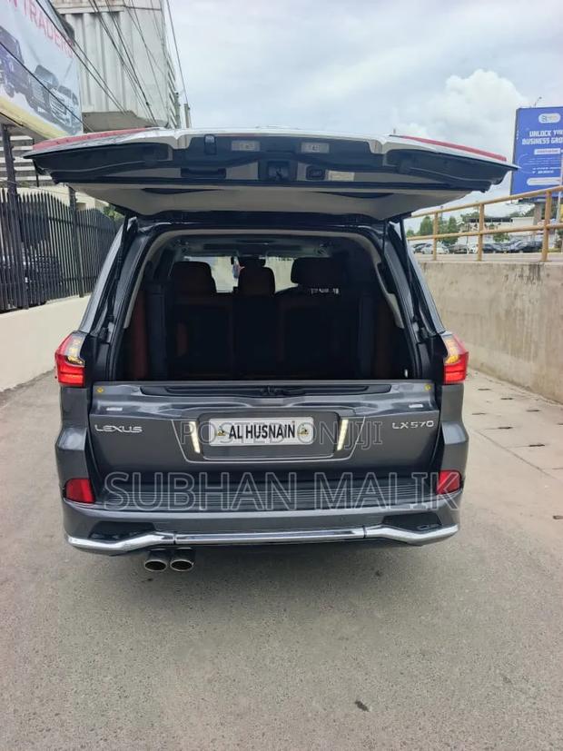 Lexus LX 570 AWD 2018 Gray
