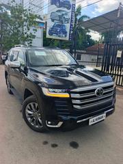 Toyota Land Cruiser LC300 2023 Black for sale