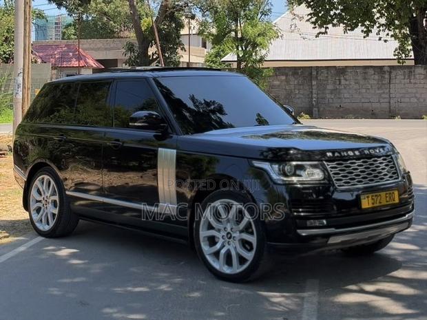 Land Rover Range Rover Vogue 2015 Black