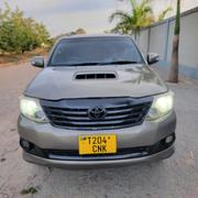 Toyota Fortuner 2013 Gray for sale