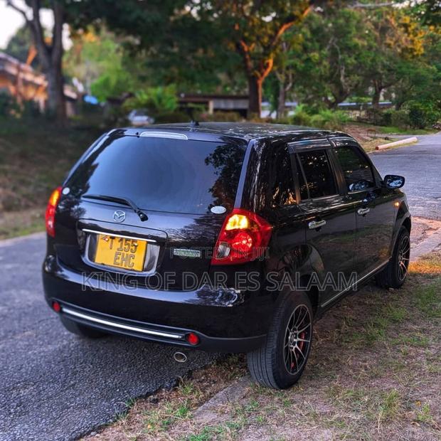 Mazda Verisa 2008 Black
