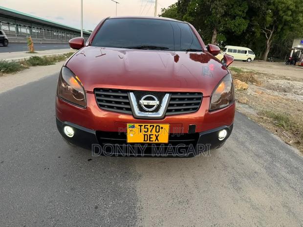 Nissan Dualis 2009 Orange