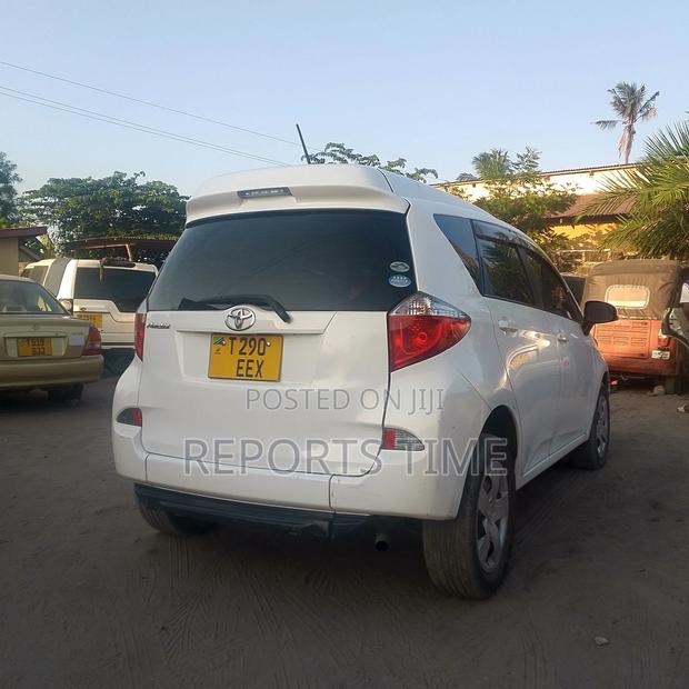 Toyota Ractis 1.5 AWD 2014 White