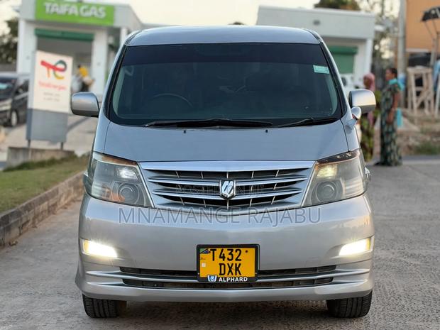 Toyota Alphard 2007 Silver