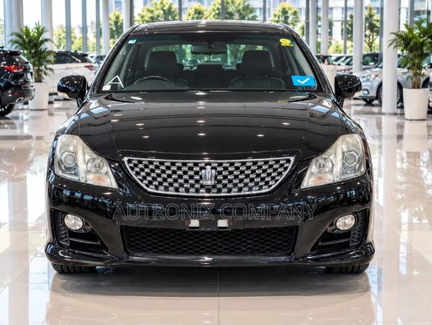 Toyota Crown 2009 Black