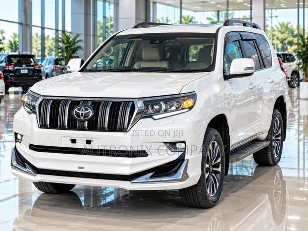 Toyota Land Cruiser Prado 4.0 Petrol TX 2022 White