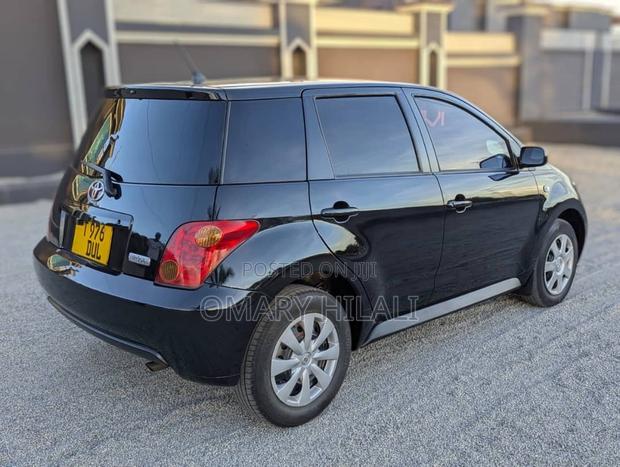 Toyota IST 2005 Black