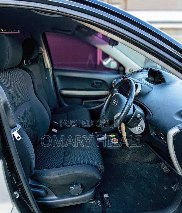 Toyota IST 2005 Black