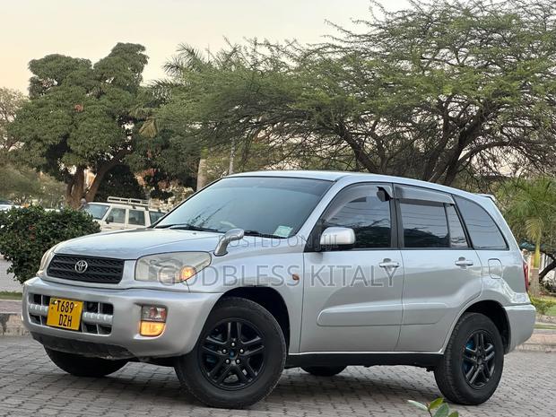 Toyota RAV4 1.8 2004 Silver