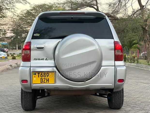 Toyota RAV4 1.8 2004 Silver