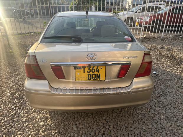 Toyota Premio 2005 Gold