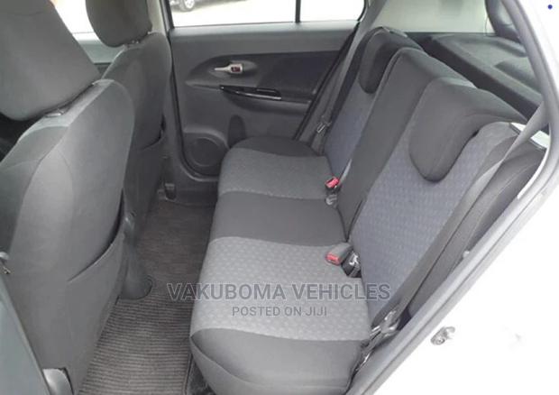Toyota IST 2008 Silver