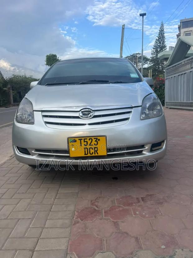 Toyota Corolla Spacio 2005 Silver
