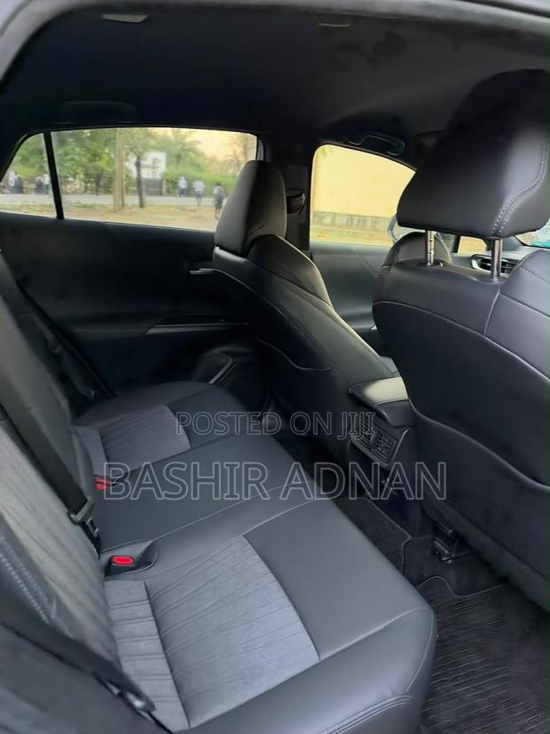 Toyota Harrier 2.0 2021 Gray