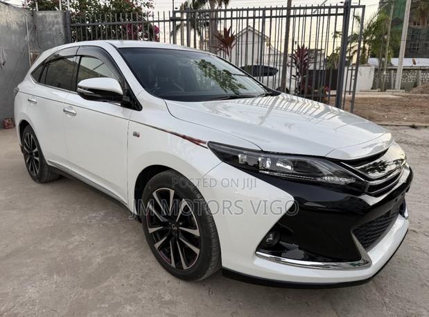 Toyota Harrier 2016 Pearl