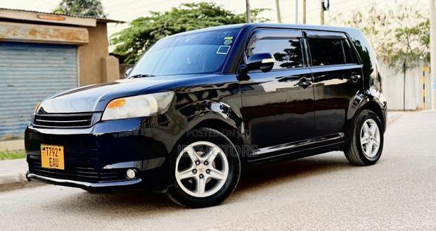 Toyota Corolla Rumion 2008 Black