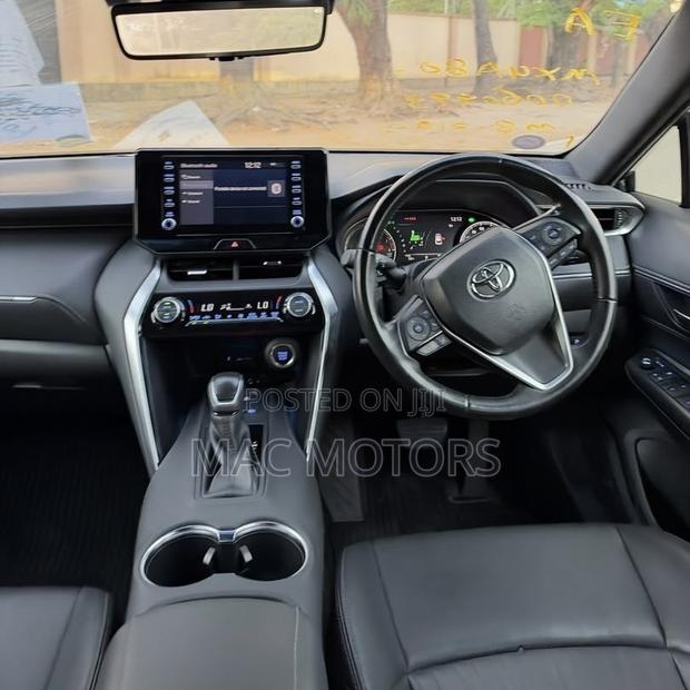 Toyota Harrier 2021 Blue