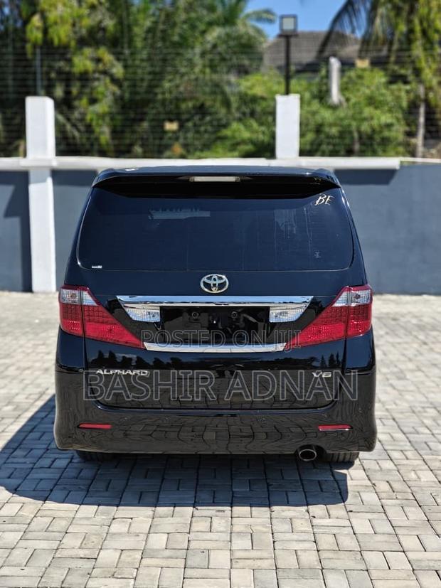 Toyota Alphard 2.4 Petrol FWD 2010 Matt Black