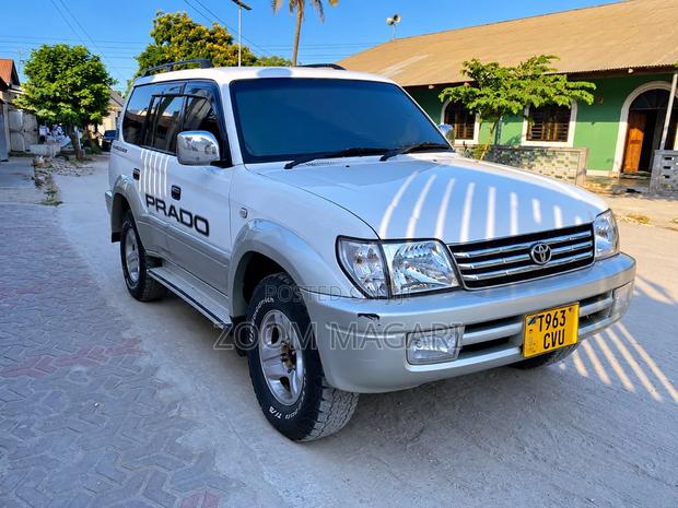 Toyota Land Cruiser Prado 1999 Pearl