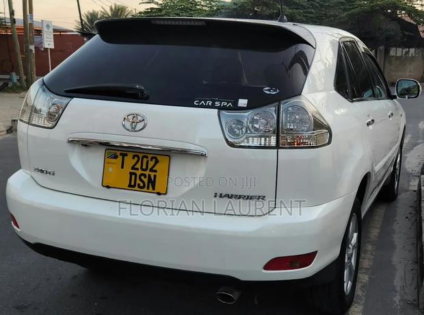 Toyota Harrier 2.4 2006 White
