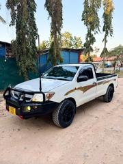 Toyota Hilux 2007 White for sale
