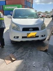 Toyota Rush 2010 White for sale