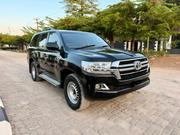 Toyota Land Cruiser 4.6 V8 GX 2017 White for sale
