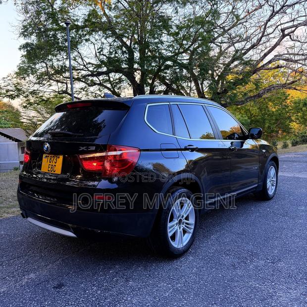BMW X3 xDrive28i 4dr SUV AWD (2.0L 4cyl Turbo 8A) 2014 Black