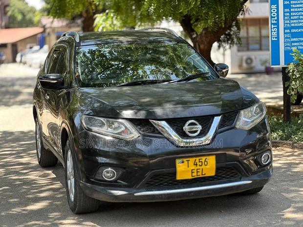 Nissan X-Trail 2014 Black