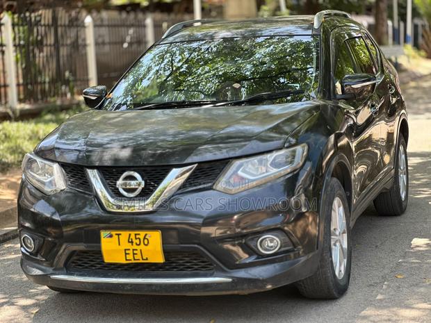Nissan X-Trail 2014 Black