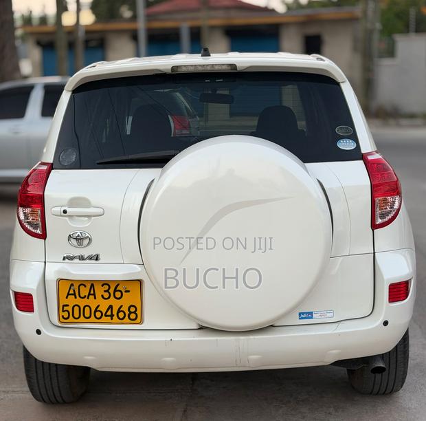 Toyota RAV4 2007 White