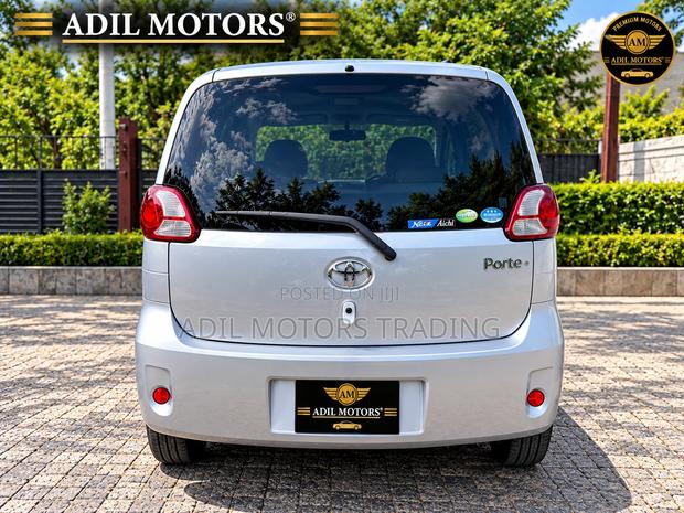 Toyota Porte 1.5 AWD 2009 Silver