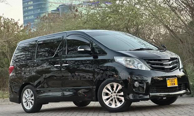 Toyota Alphard 2010 Black