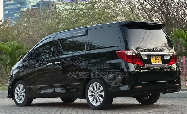 Toyota Alphard 2010 Black