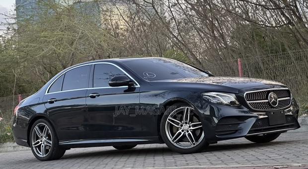 Mercedes-Benz C-Class 2017 Black