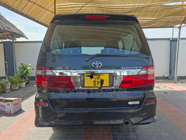Toyota Alphard 2005 Black
