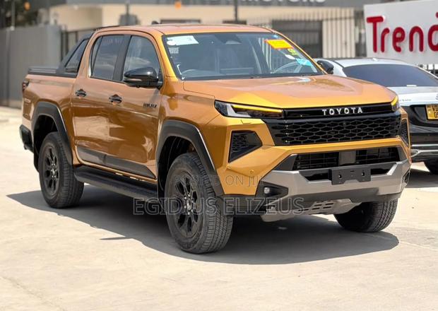 New Toyota Hilux 2026 Orange